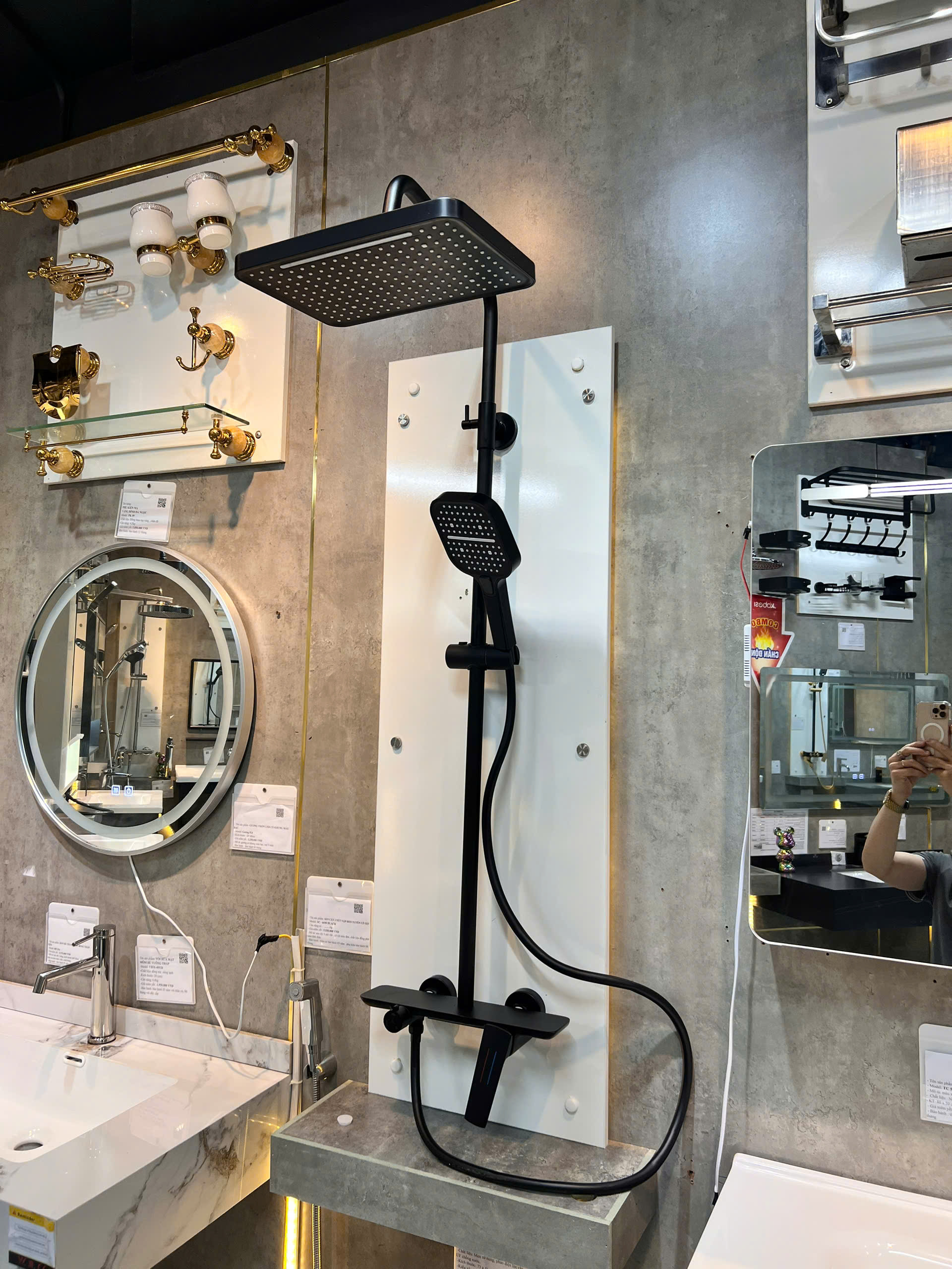 z7094534438635_01b7ed7243f854dabf378052c40df985